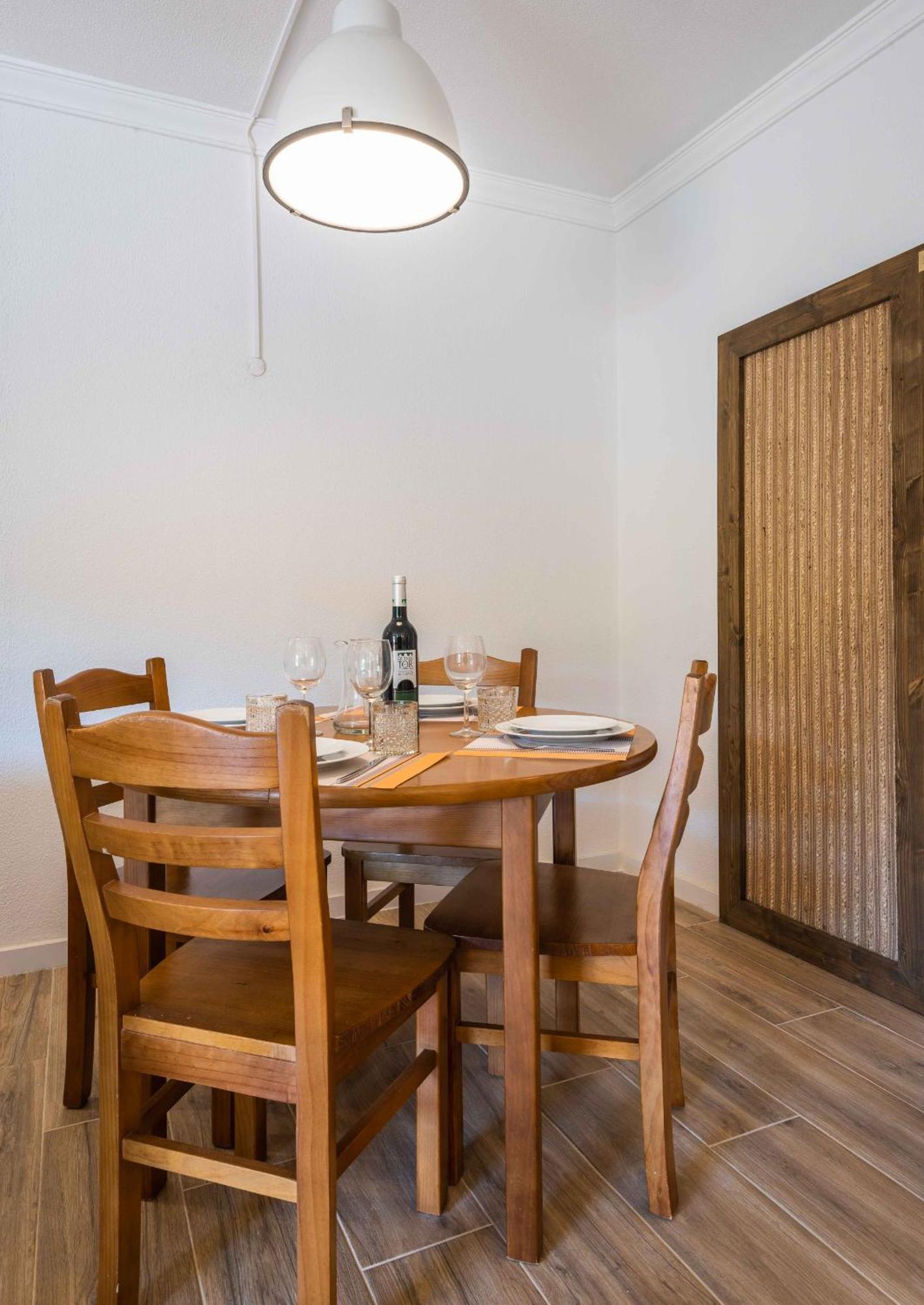 Salgados 1 Bedroom Apartment - 500M From The Beach Guia  Luaran gambar